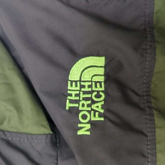 TNF Reversible Jacket Fleece/Wind Resistance - Picture 5 of 9